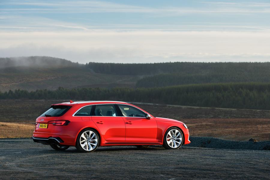  Audi RS4 Avant (B9) 2018 года  (UK) (фото 16 из 40)